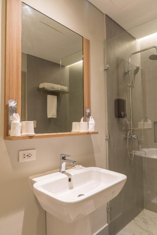 Primeway Suites Cebu Kültér fotó